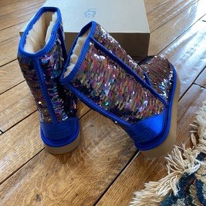 NIB UGG Authentic sequins rare boots size 8